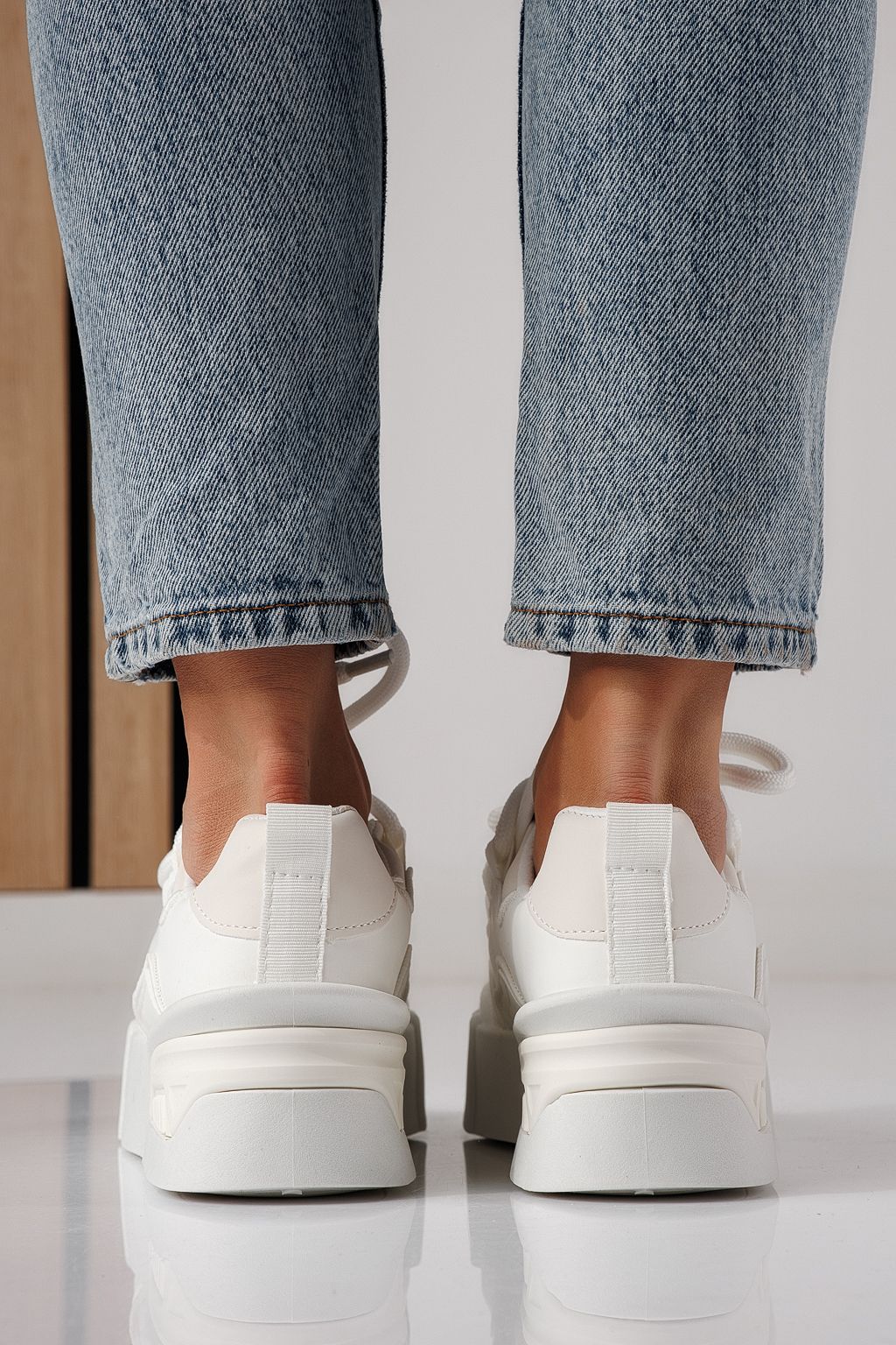 Adidasi dama albi din piele ecologica Corina #24292