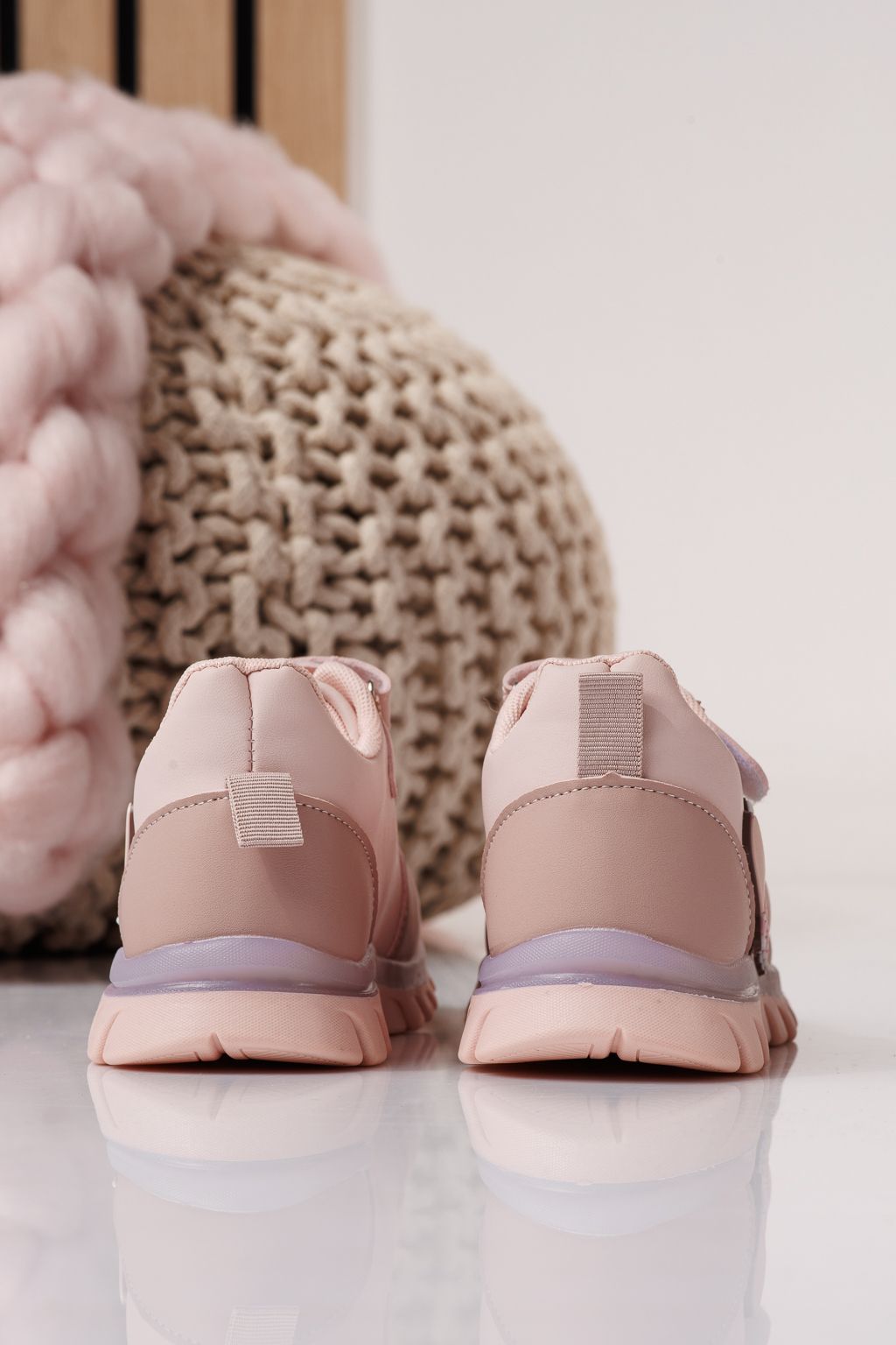 Gyerekcipők rózsaszín öko bőrből készült Luna #24332