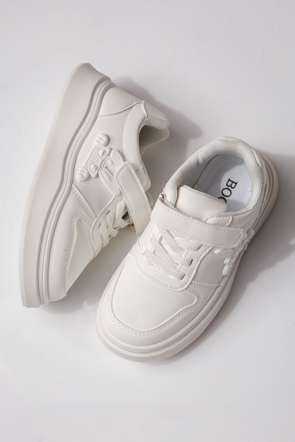 Gyerekcipők fehér öko bőrből készült Zaria #24377