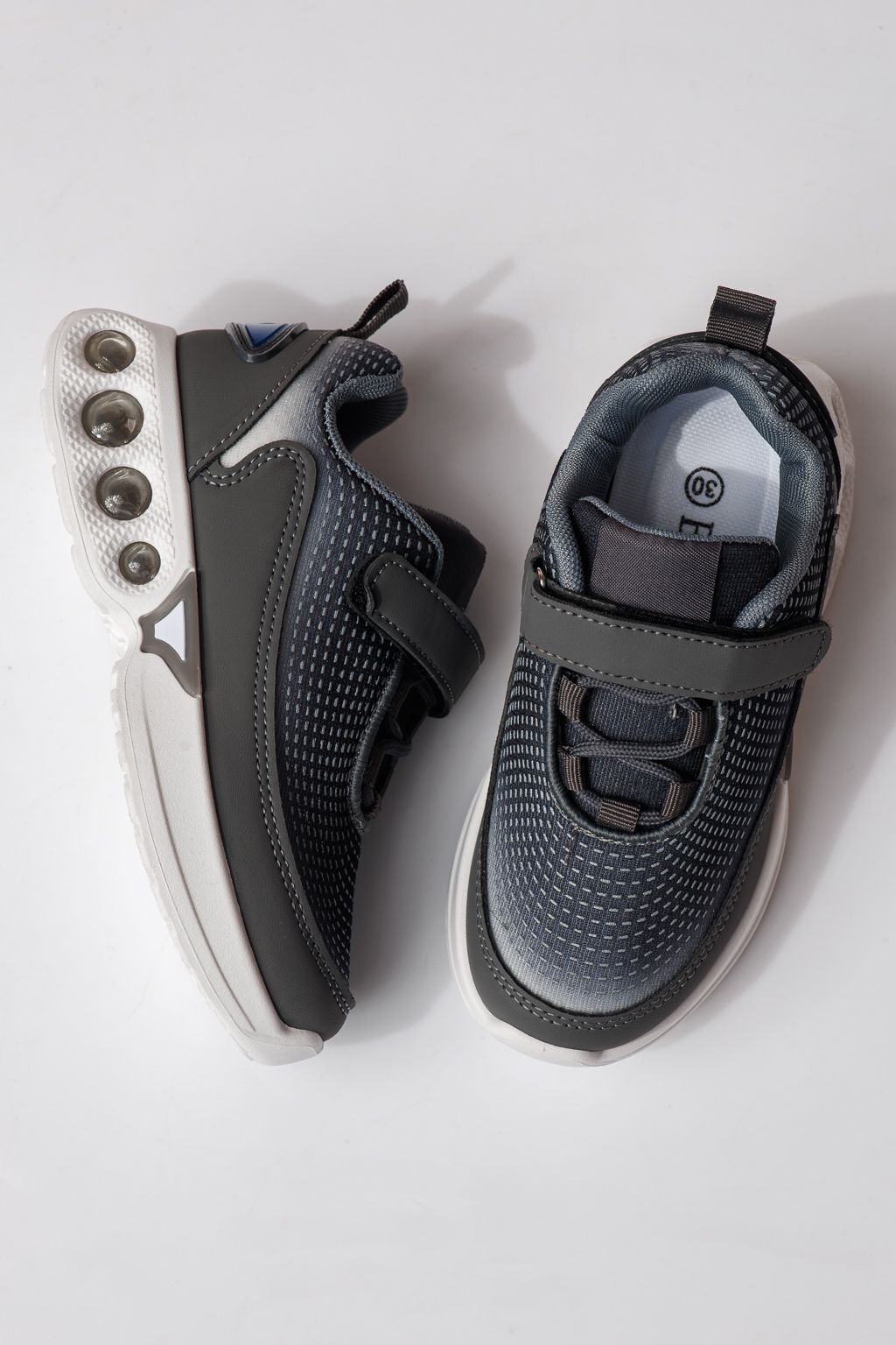 Gyerekcipők szürke textil anyagból készült Victoria #24353