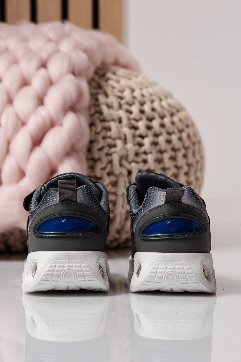 Gyerekcipők szürke textil anyagból készült Victoria #24353