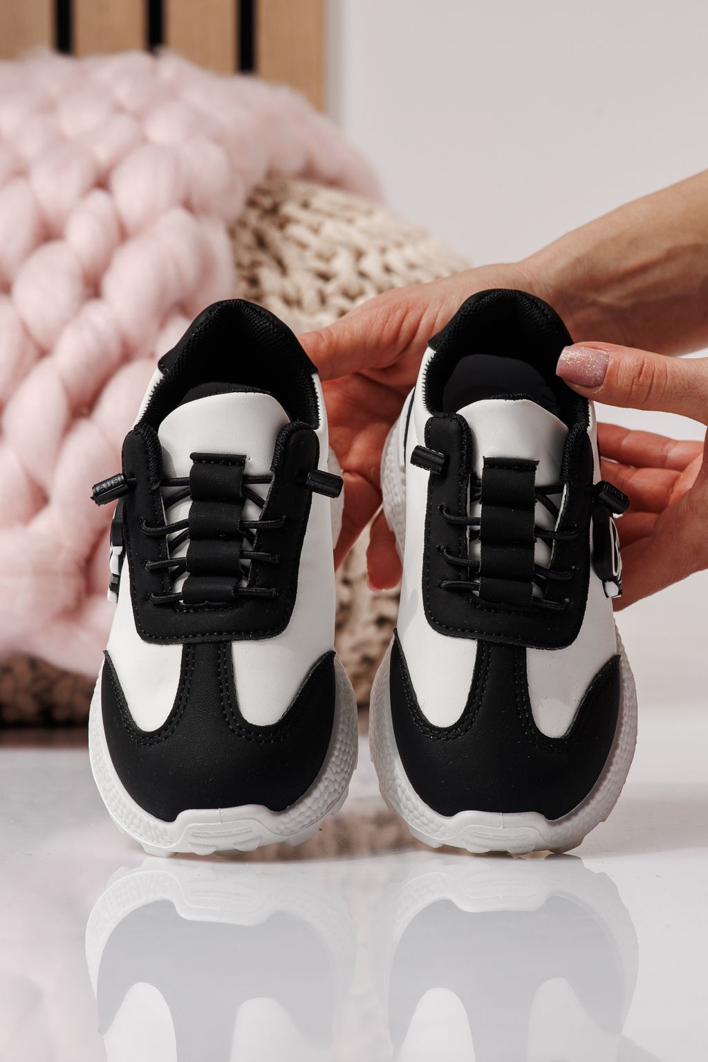 Gyerekcipők fekete öko bőrből készült Ana #24385