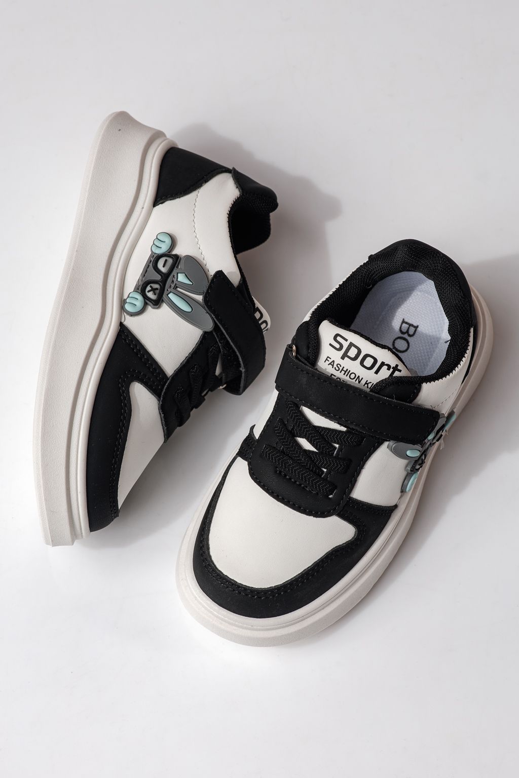 Gyerekcipők fekete öko bőrből készült Zaria #24380