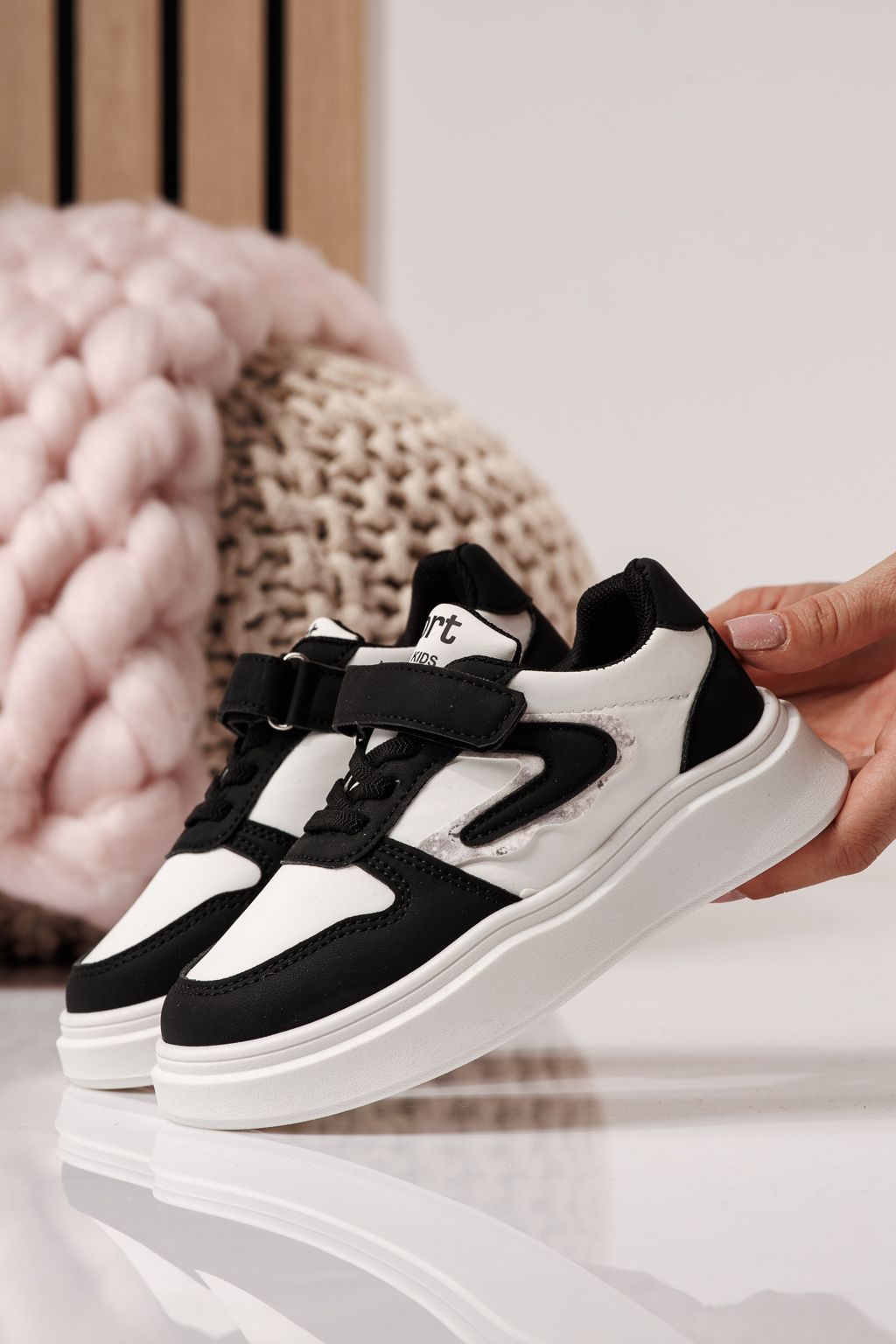 Gyerekcipők fekete öko bőrből készült Isabella #24359