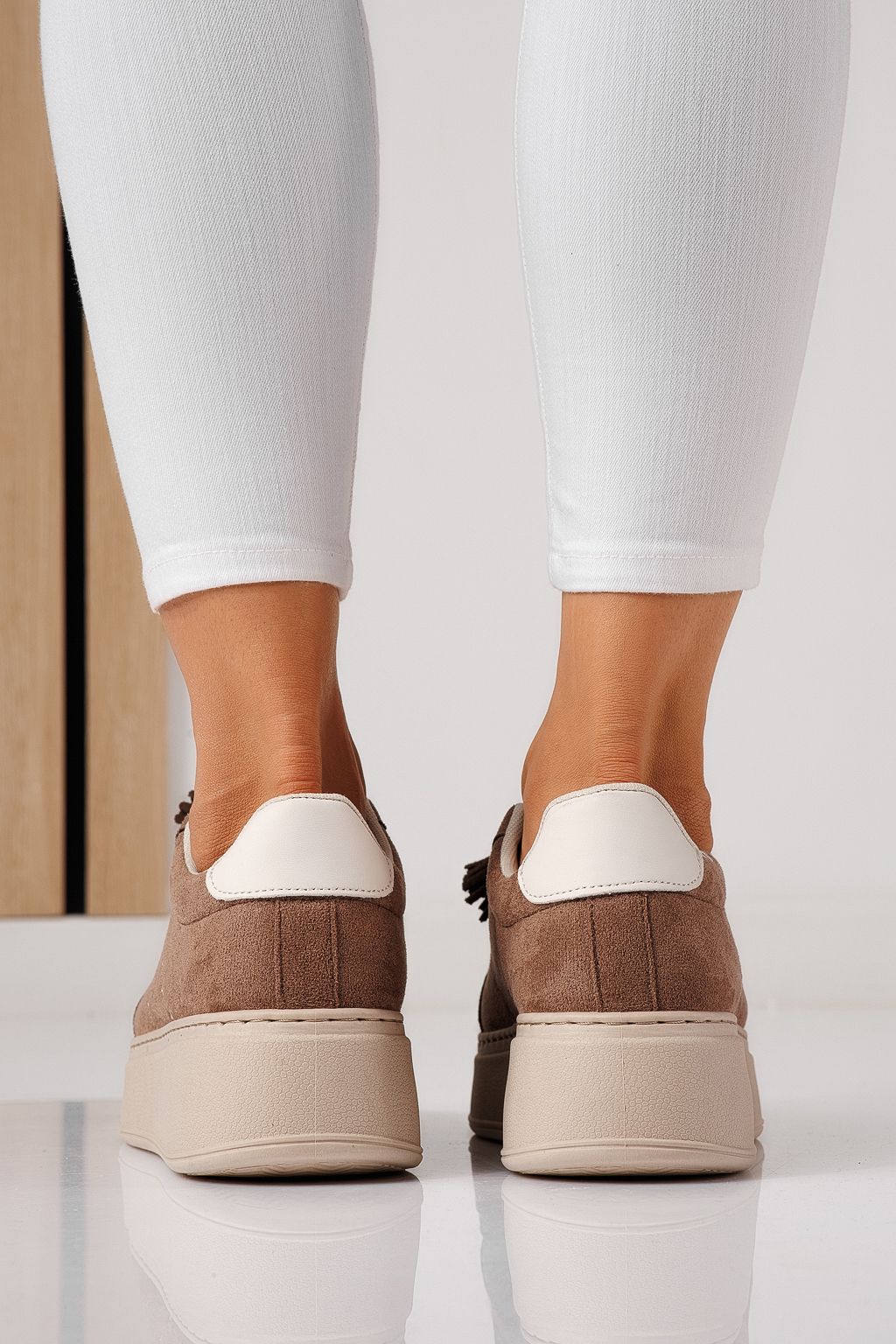 Női sportcipők barna öko bőrből készült visszaküldött Aliss #24315