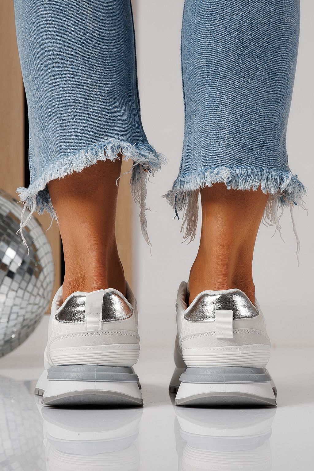 Női sportcipők fehér textil anyagból készült Ava  #24320