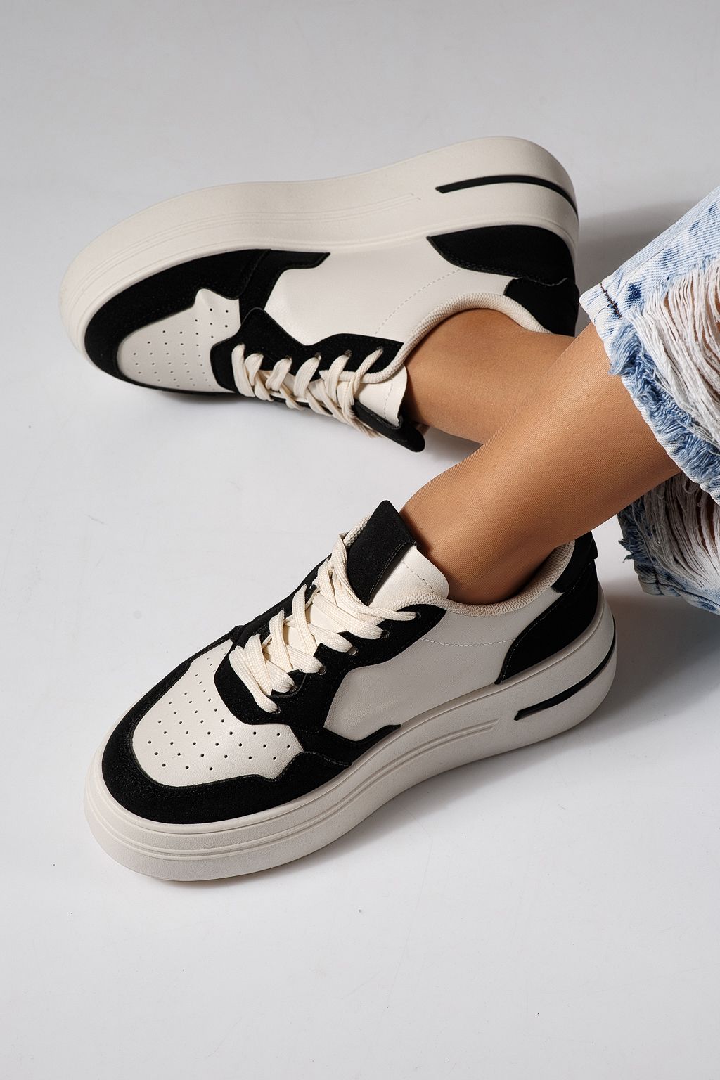 Női sportcipők fekete öko bőrből készült Sofia #24392