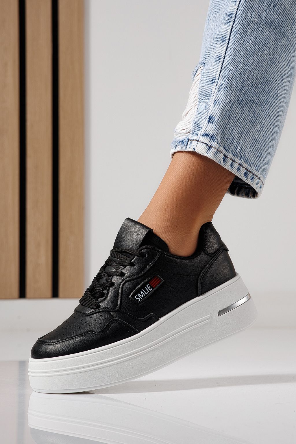 Női sportcipők fekete öko bőrből készült Sofia #24391