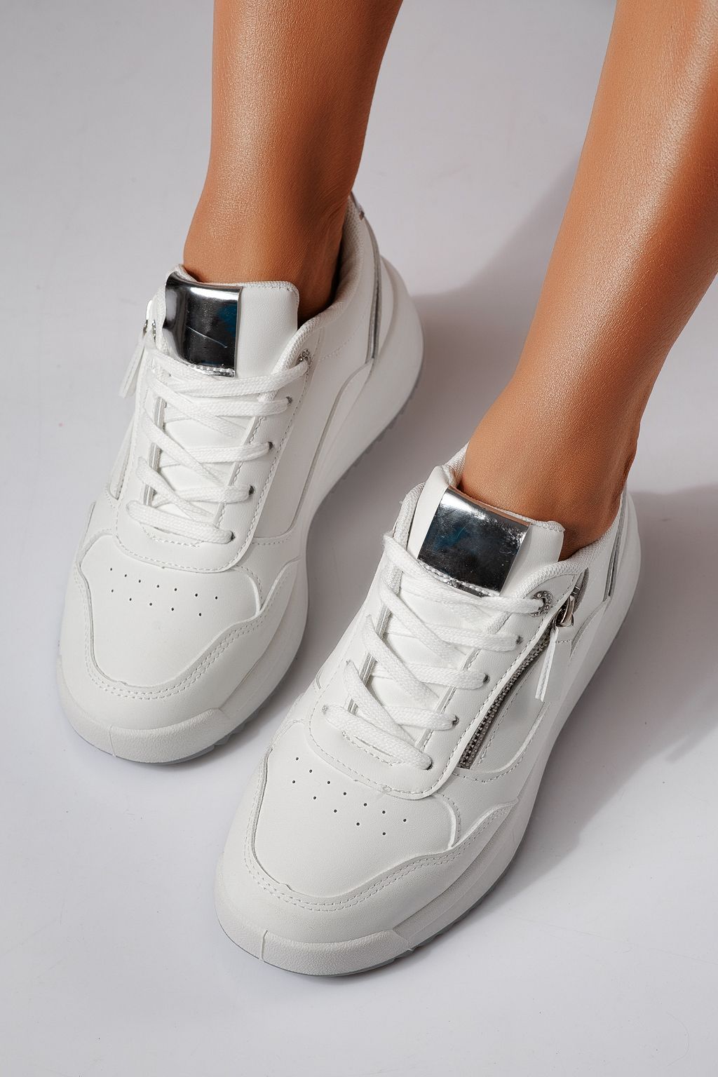 Női sportcipők szürke öko bőrből készült Alana #24416