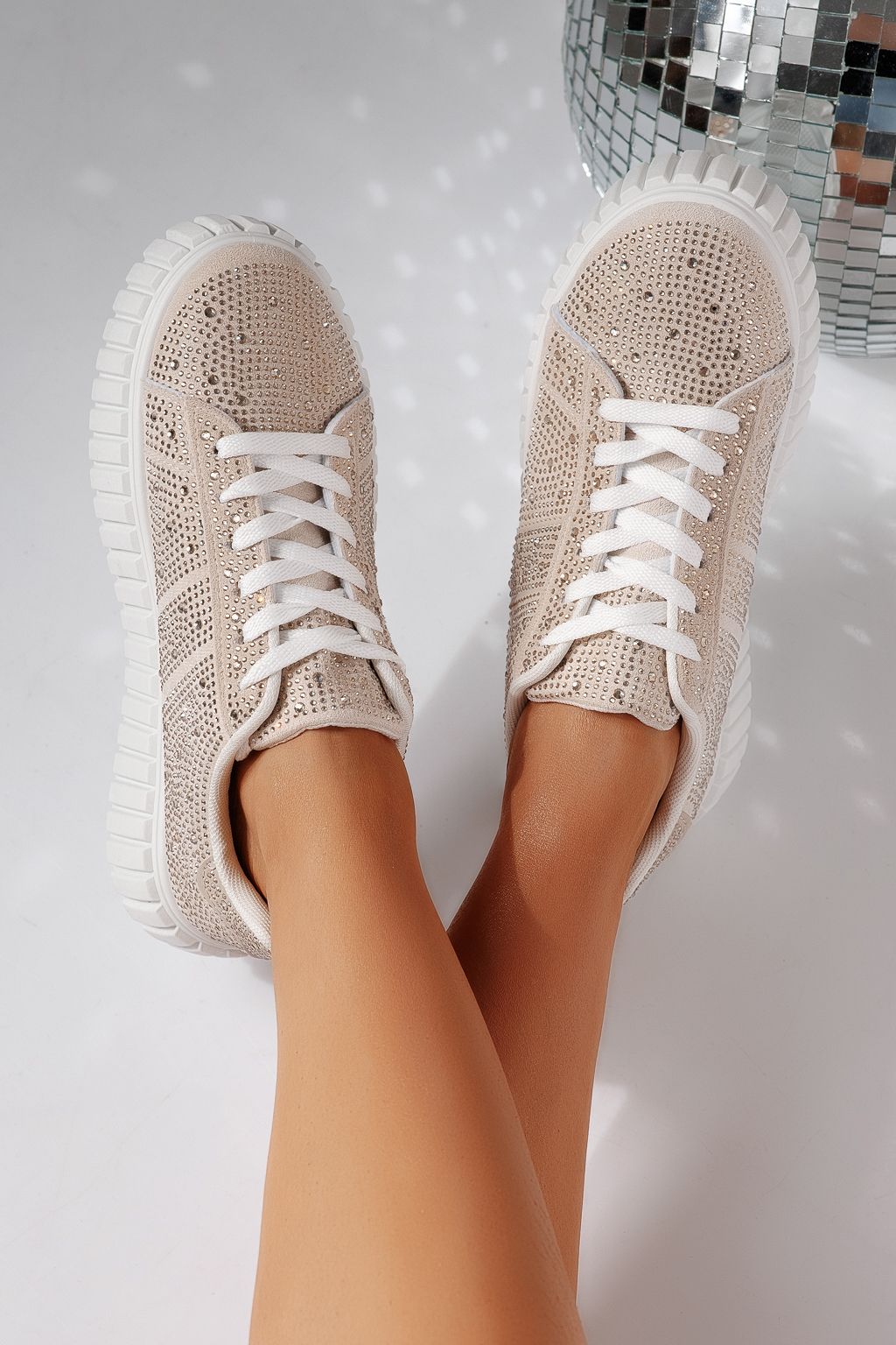 Bézs színű női tornacipő ekológikus bőrből Loris #24402