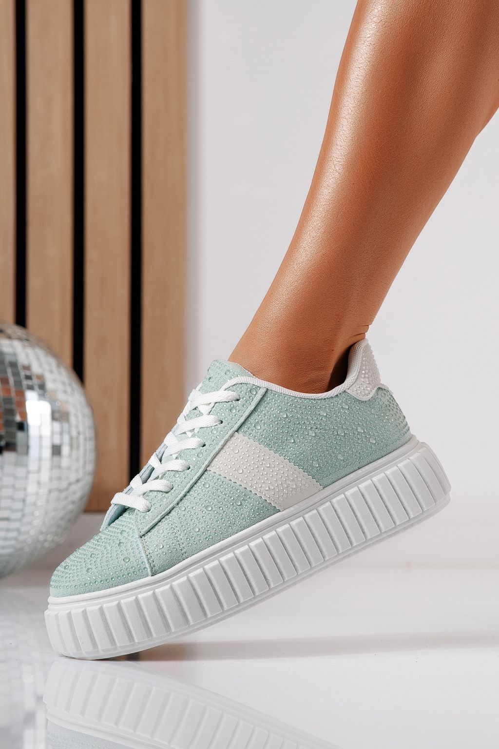 Női zöld velúr tornacipő Loris #24404