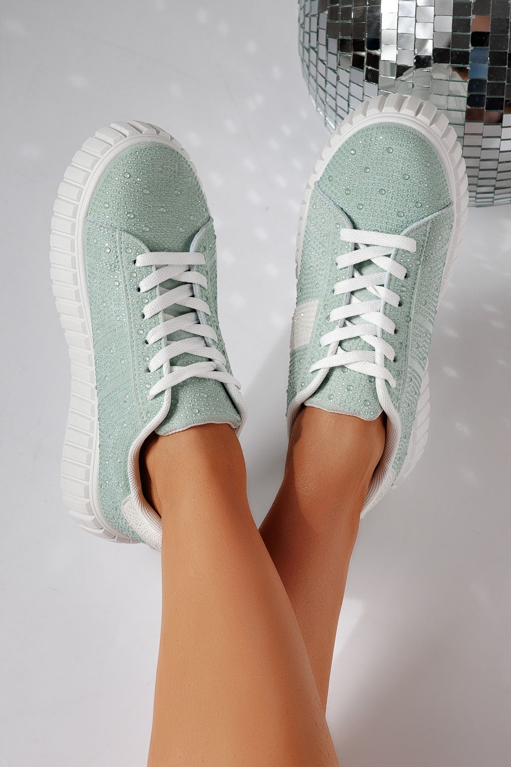 Női zöld velúr tornacipő Loris #24404