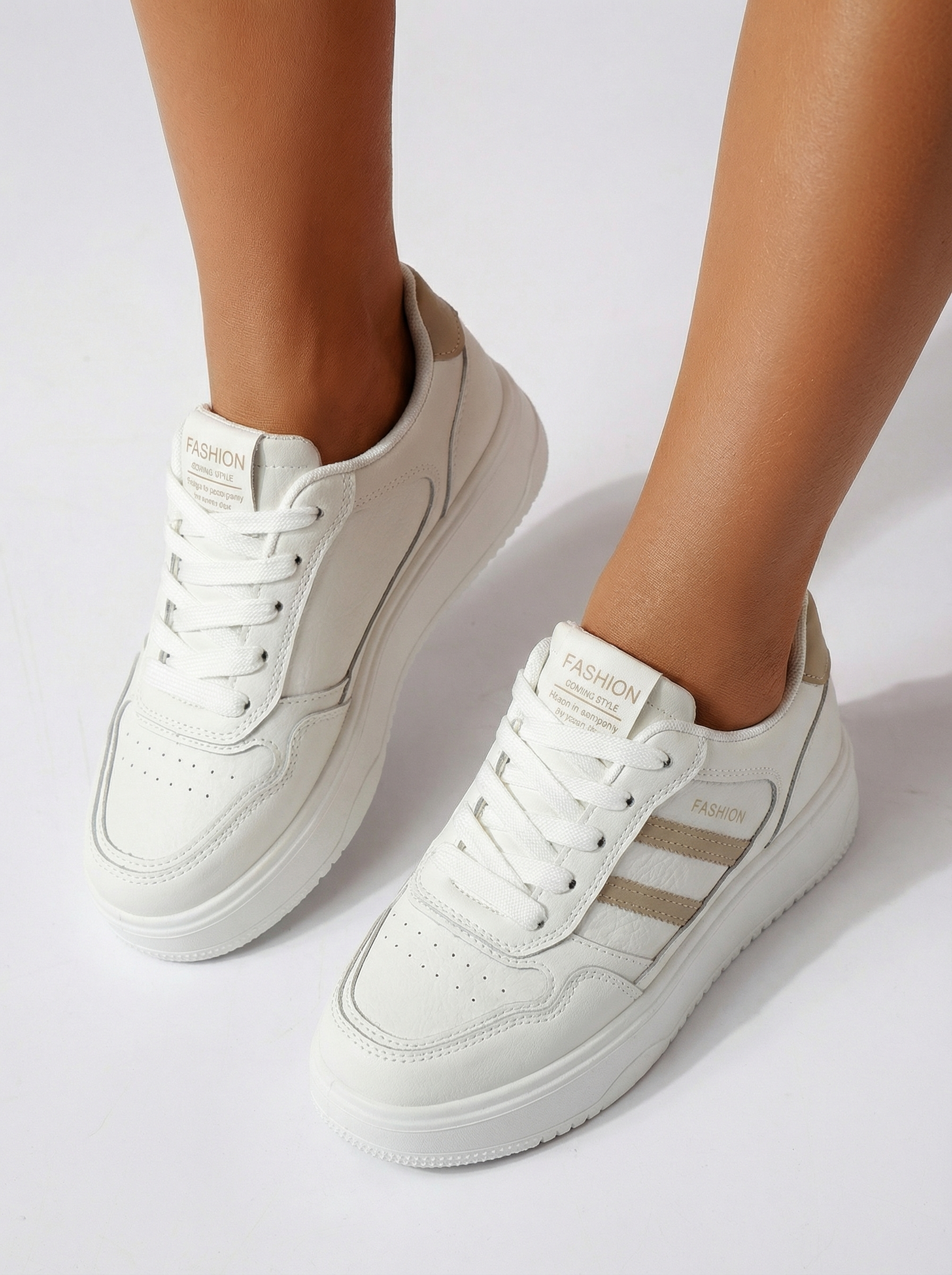 Női sportcipők bézs öko bőrből készült Ekaterina #24498