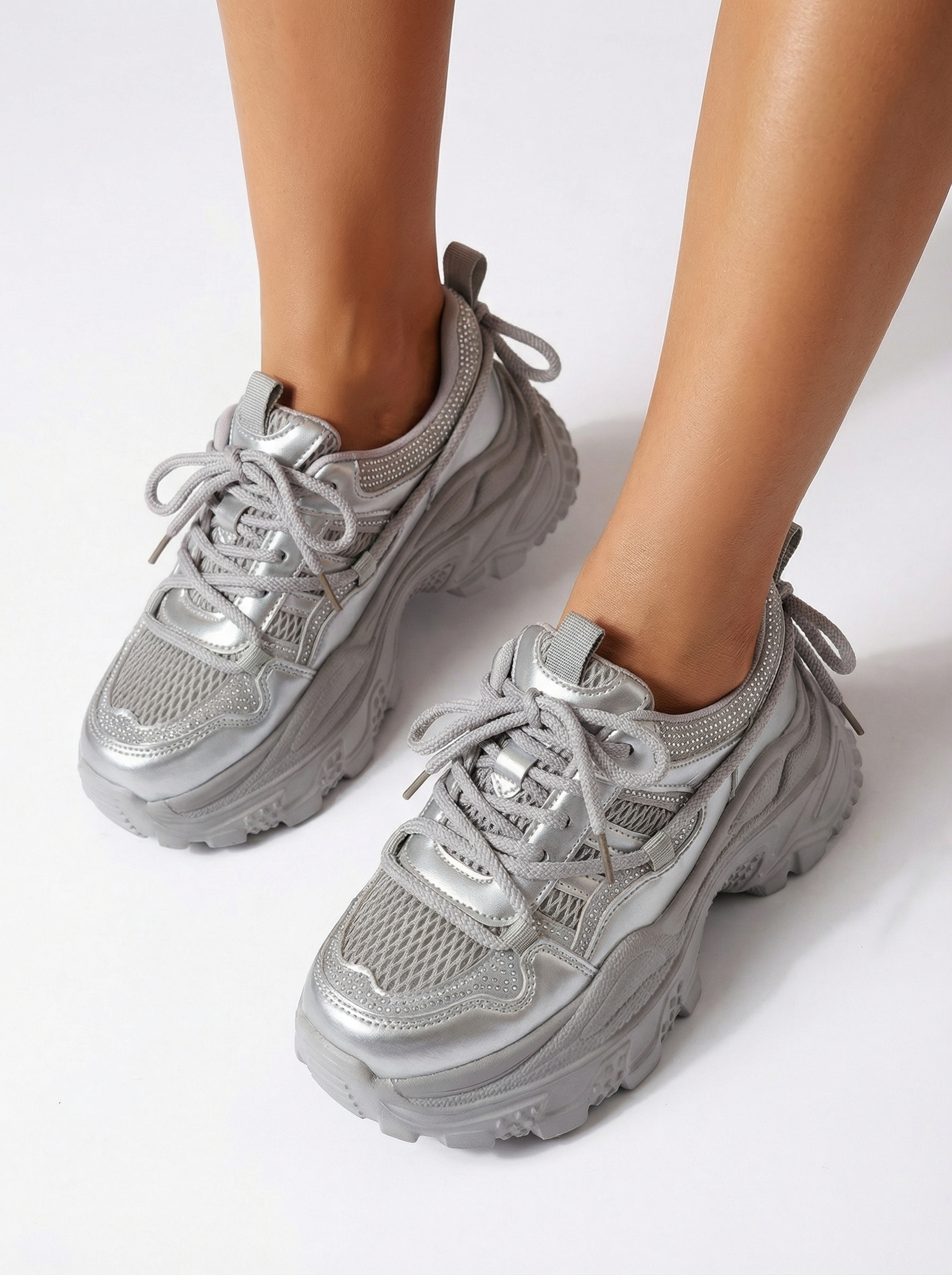 Női sportcipők ezüst textil anyagból készült Ianca #24516