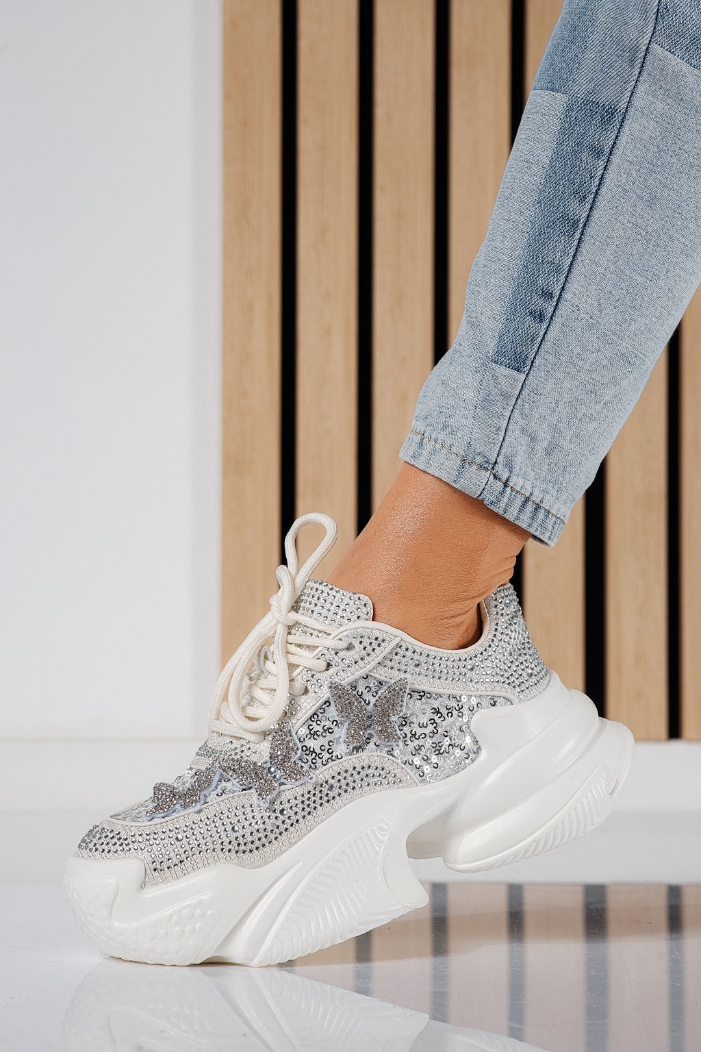 Evelyn Női Sportcipő Fehér Velúr Textil Anyagból #24534