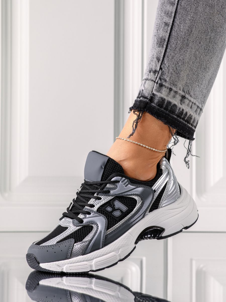 Charlotte Női Sportcipő Fekete Textil Anyagból #24561