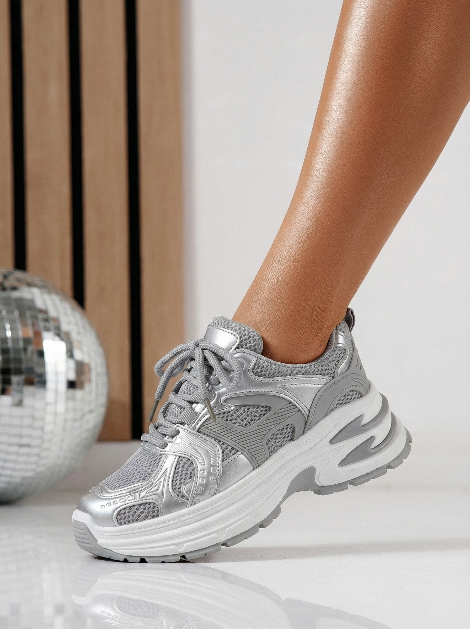 Női szürke ekológikus bőr tornacipő Amber #24523