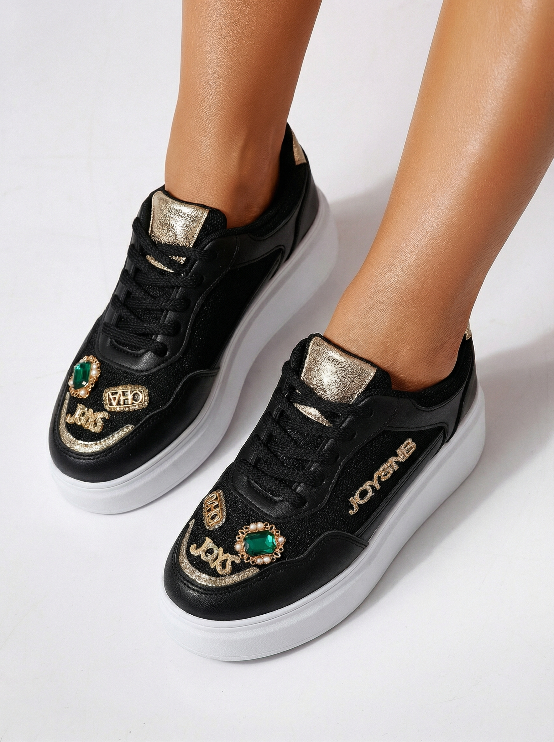 Női fekete sportcipő ekológikus bőrből Margot #24521