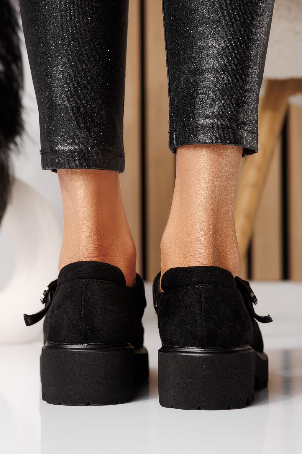 Zinnia Női Alkalmi Cipő Fekete Velúr Ökológiai Bőrből #24563