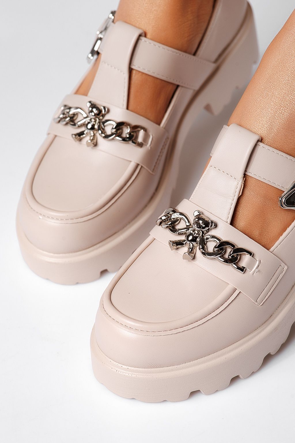 Isis Női Alkalmi Cipő Bézs Ökológiai Bőrből #24569