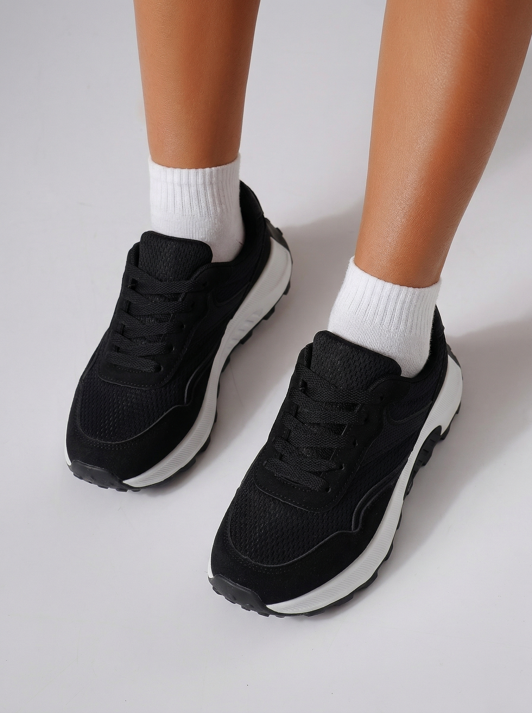 Női sportcipők fekete textil anyagból készült Agatha3 #24581