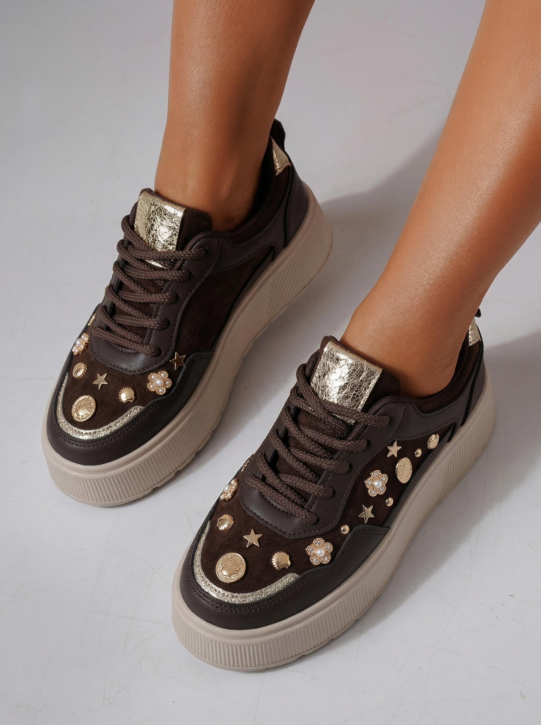 Női barna velúr ekológikus bőr tornacipő Diana2 #24599