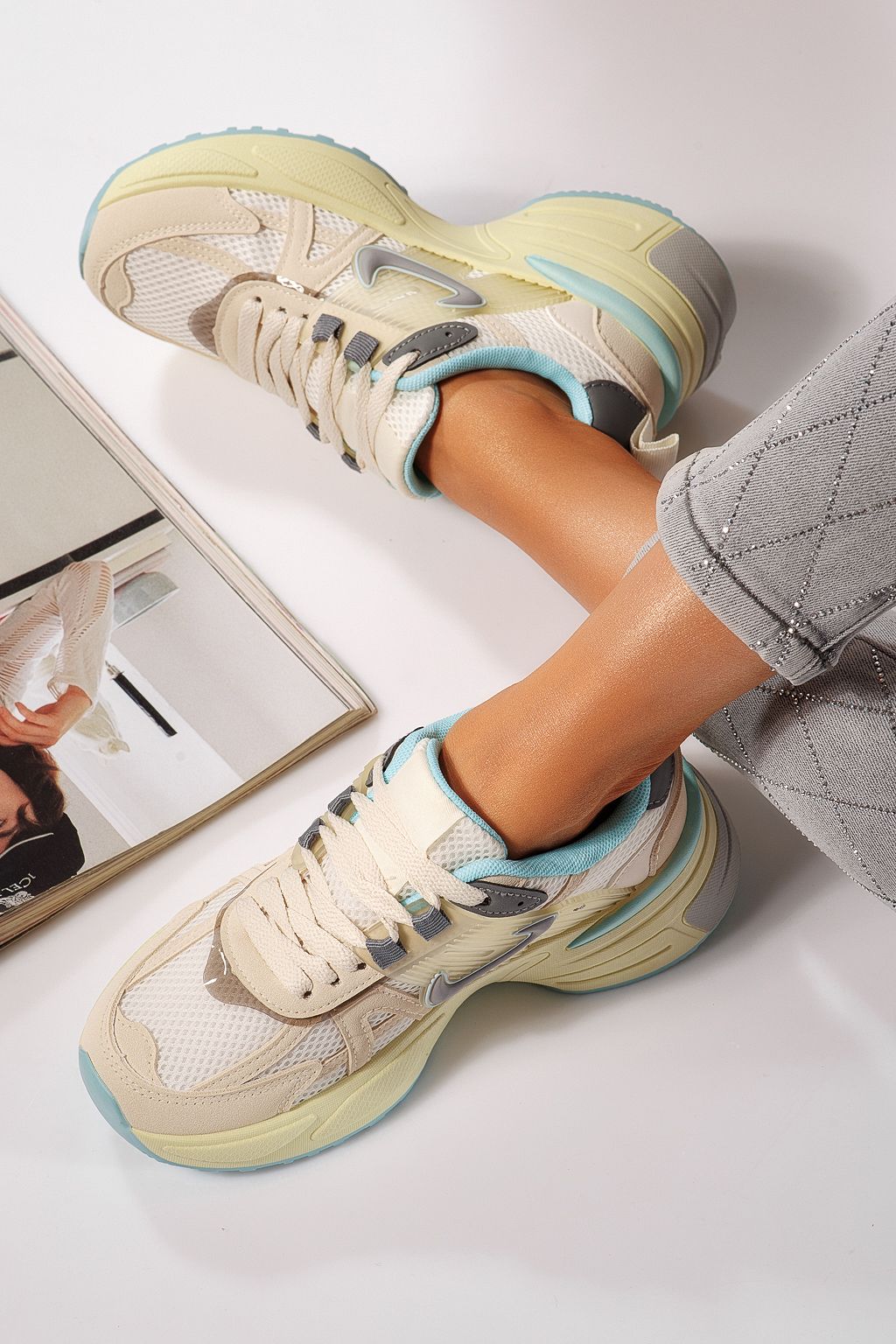 Női bézs eko-bőr tornacipő Amy #24603