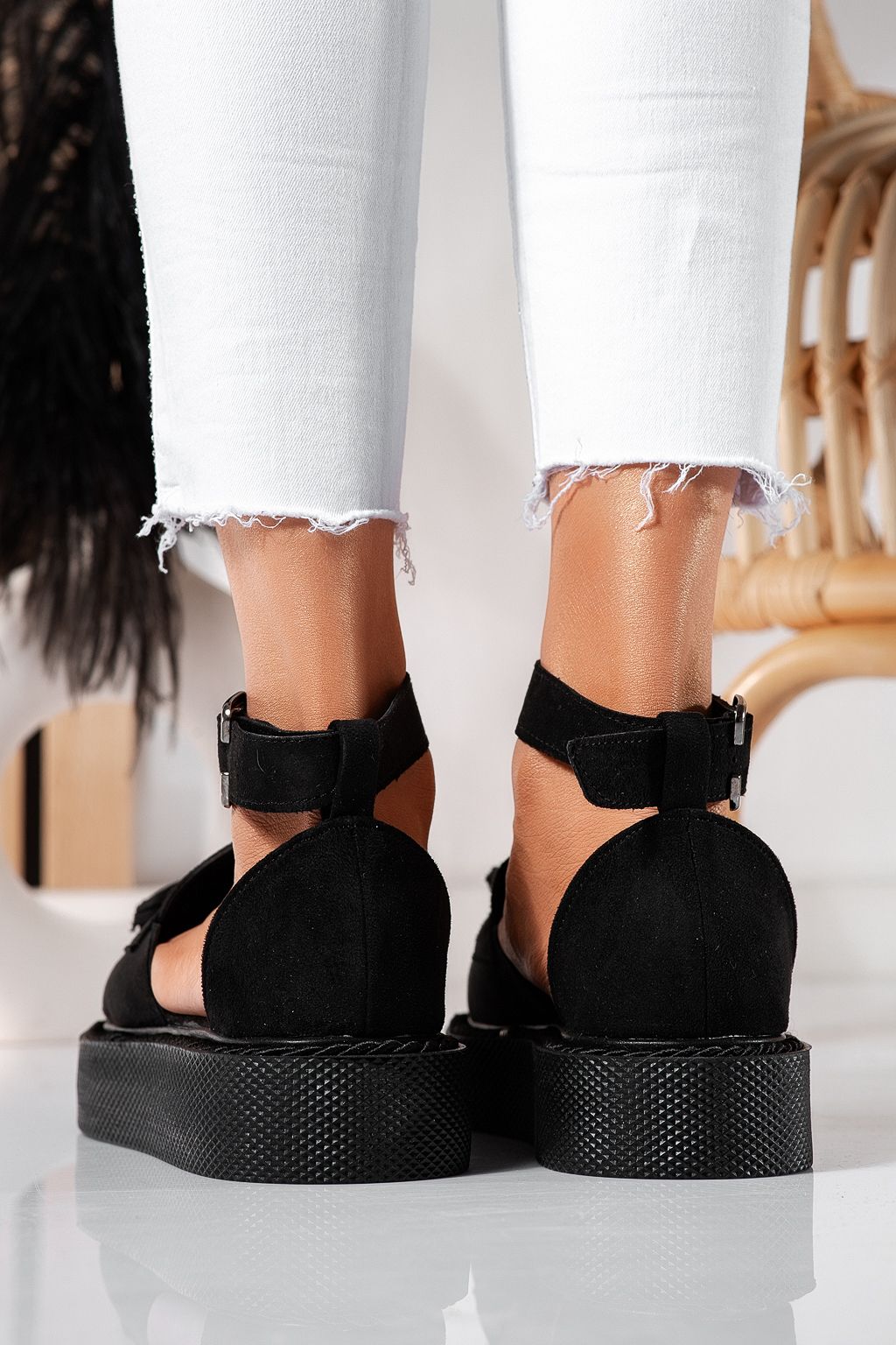 Női fekete alkalmi cipő árja ökobőrből #24611