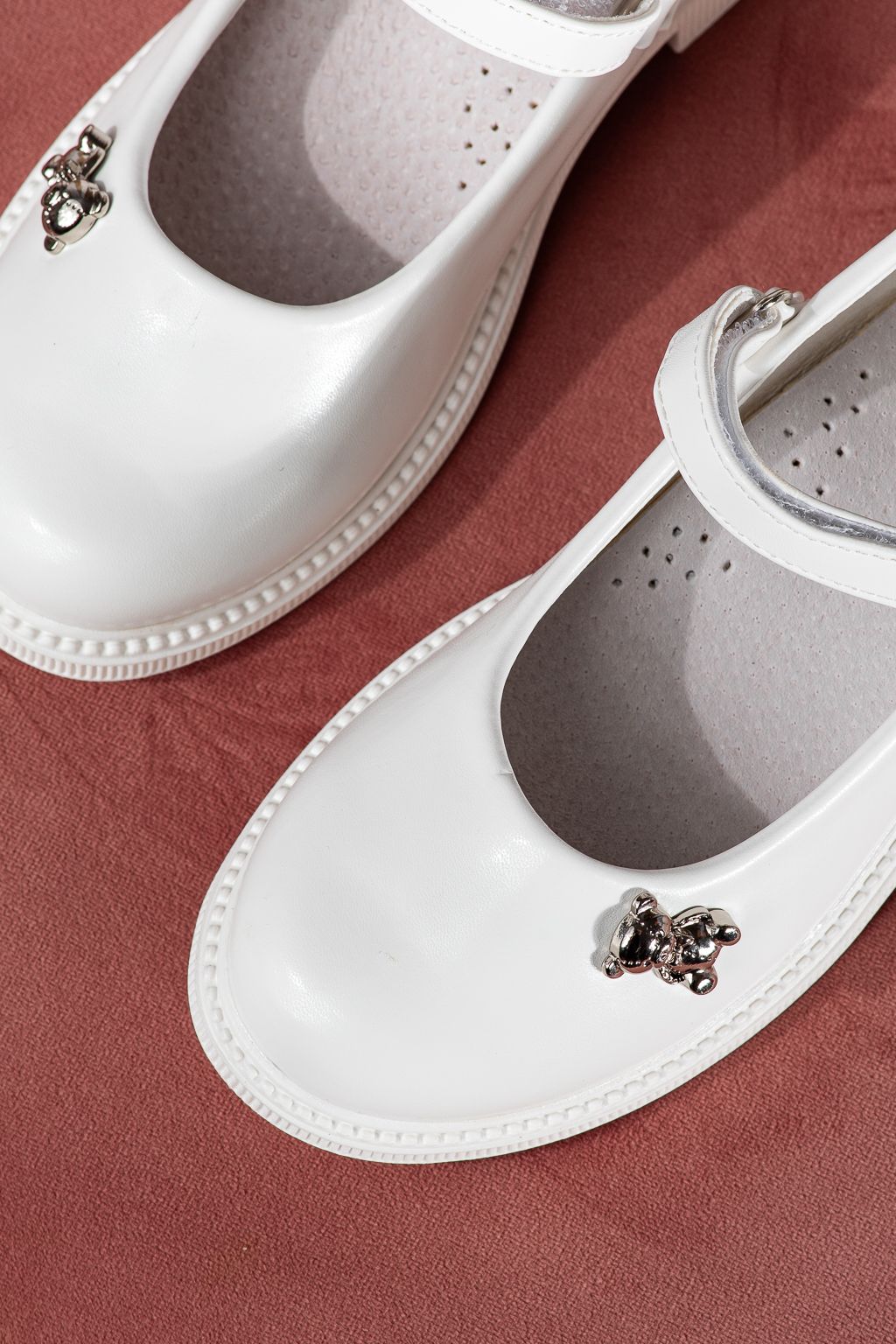 Fehér lány cipők eco-bőrből Maria #24633