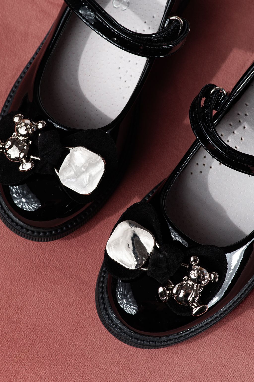 Fekete lány lakkcipő Alina2 #24639