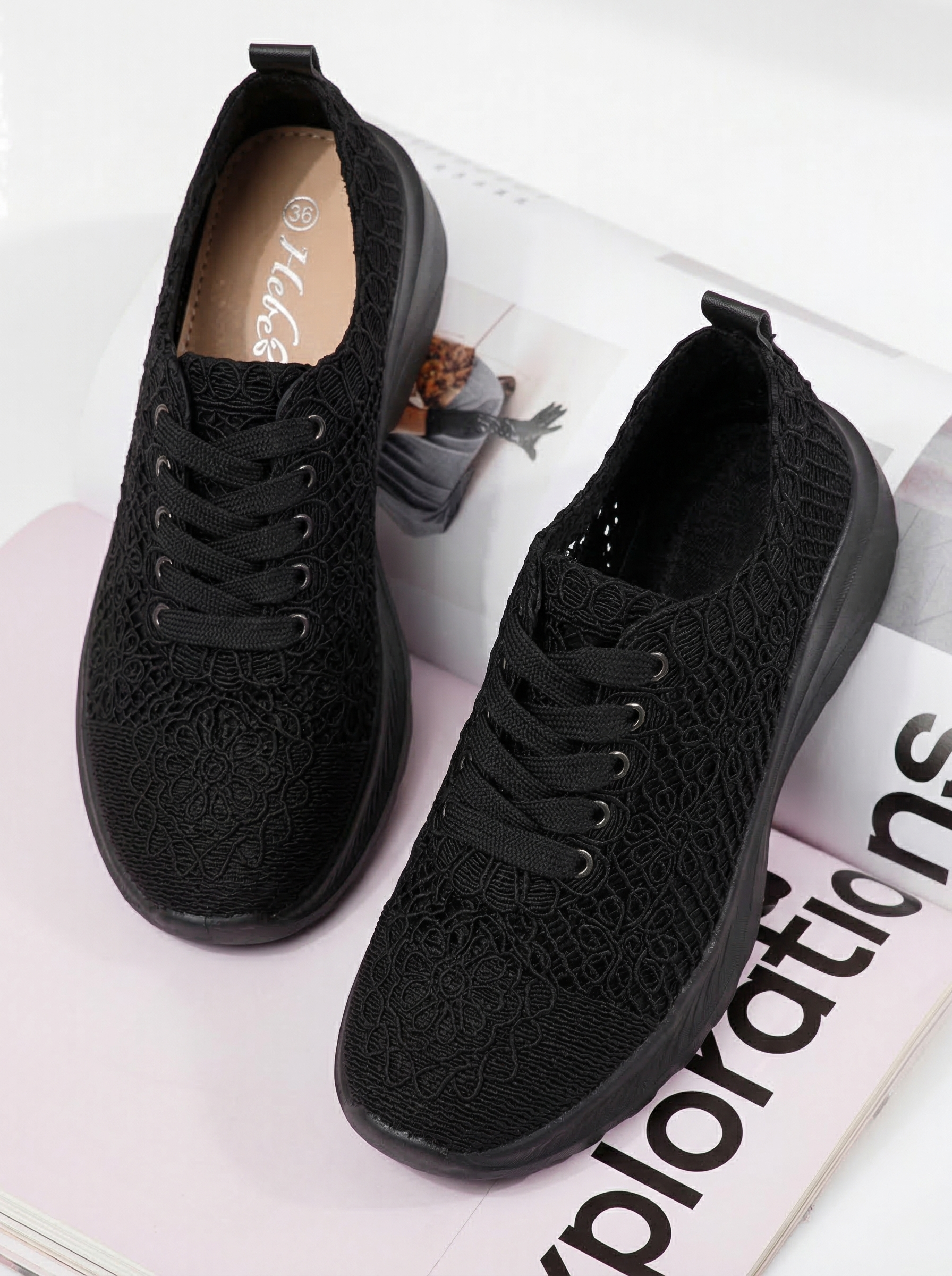 Női fekete textil tornacipő Yuri #24656