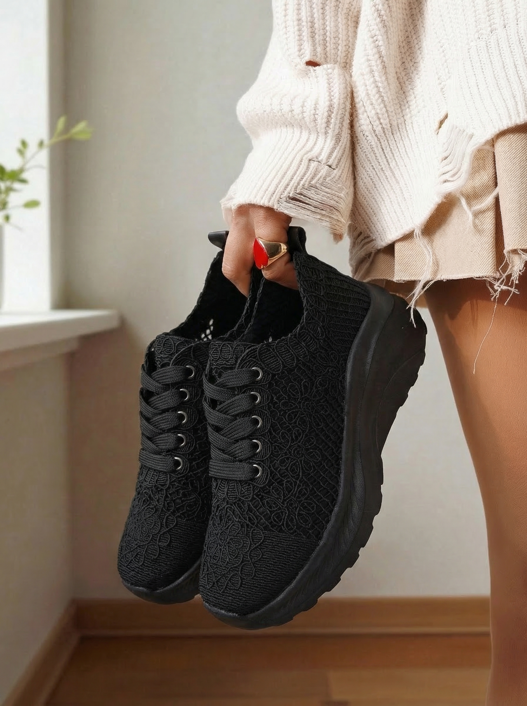 Női fekete textil tornacipő Yuri #24656