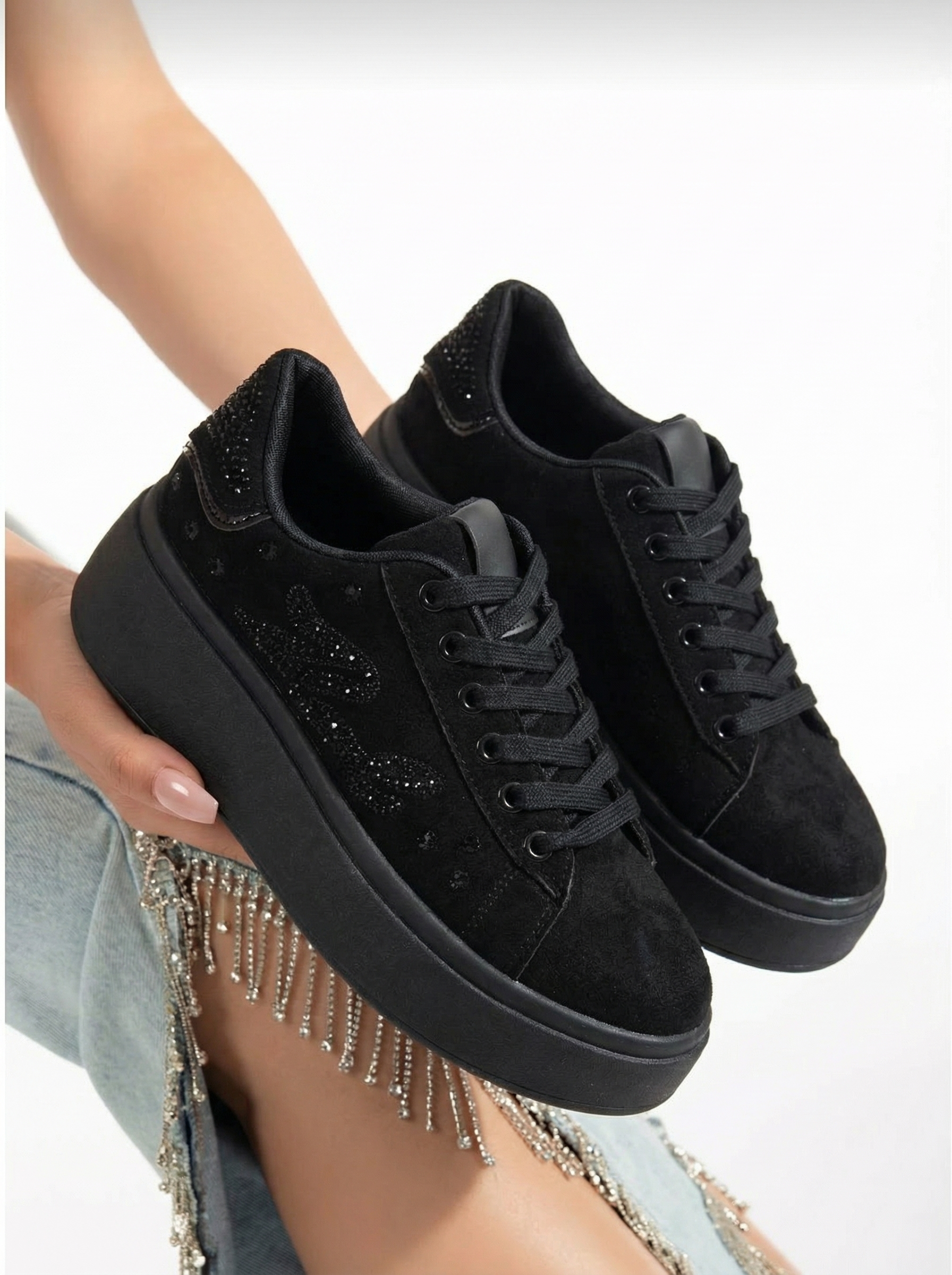 Női sportcipők fekete öko velúrból készült Saphira #24680