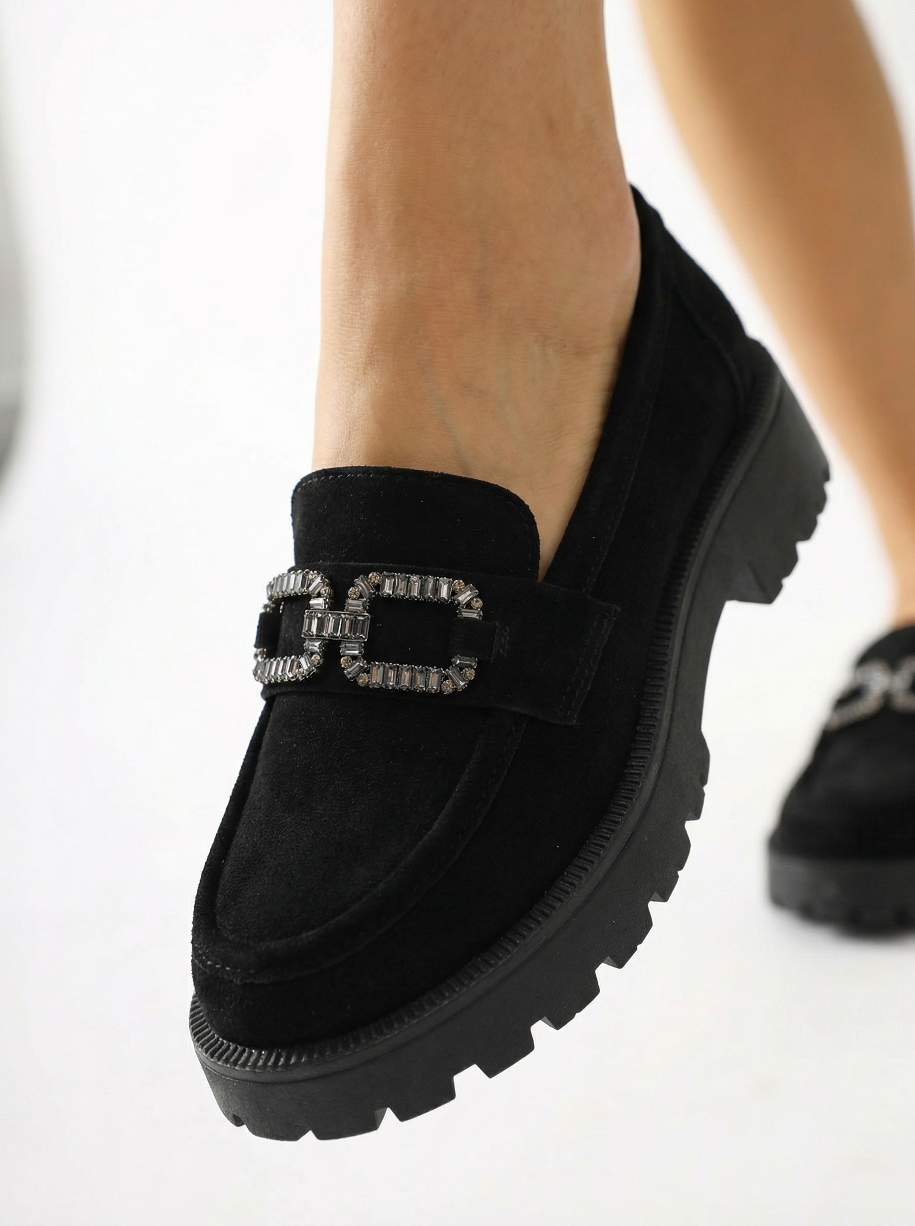 Női alkalmi cipők fekete öko velúrból készült Zafira #24667