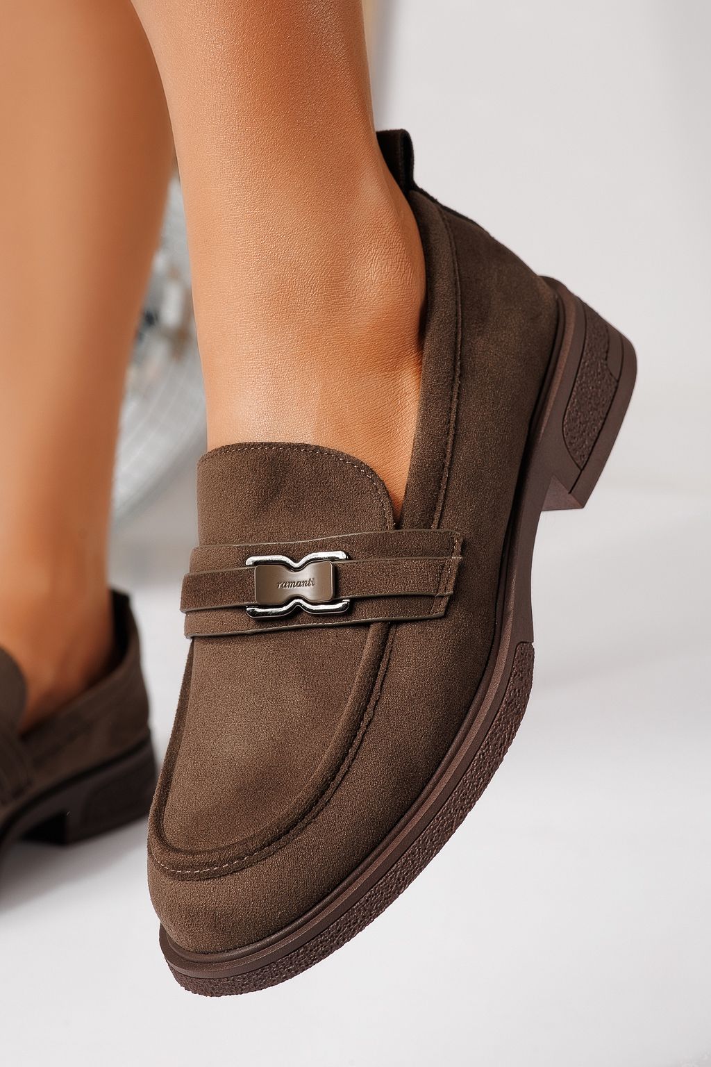 Női alkalmi cipők zöldellő öko velúrból készült Cassia #24901