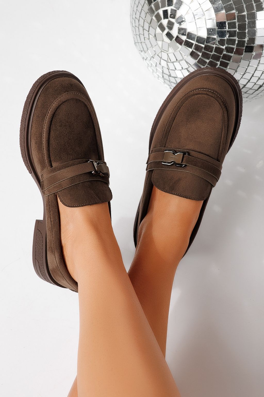 Női alkalmi cipők zöldellő öko velúrból készült Cassia #24901