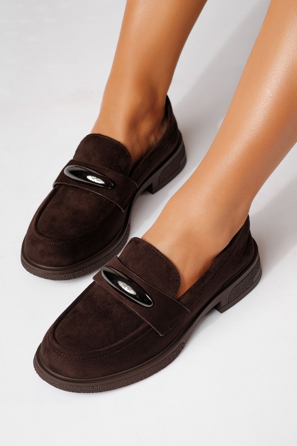 Női alkalmi cipők barna öko velúrból készült Chiara #24906