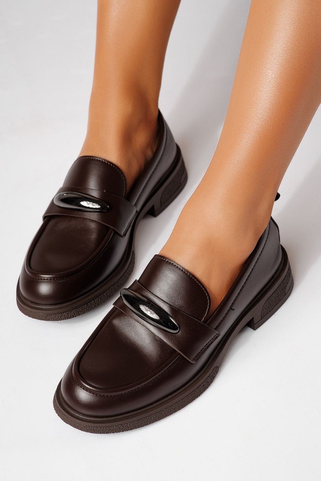 Női alkalmi cipők barna öko bőrből készült Chiara #24907