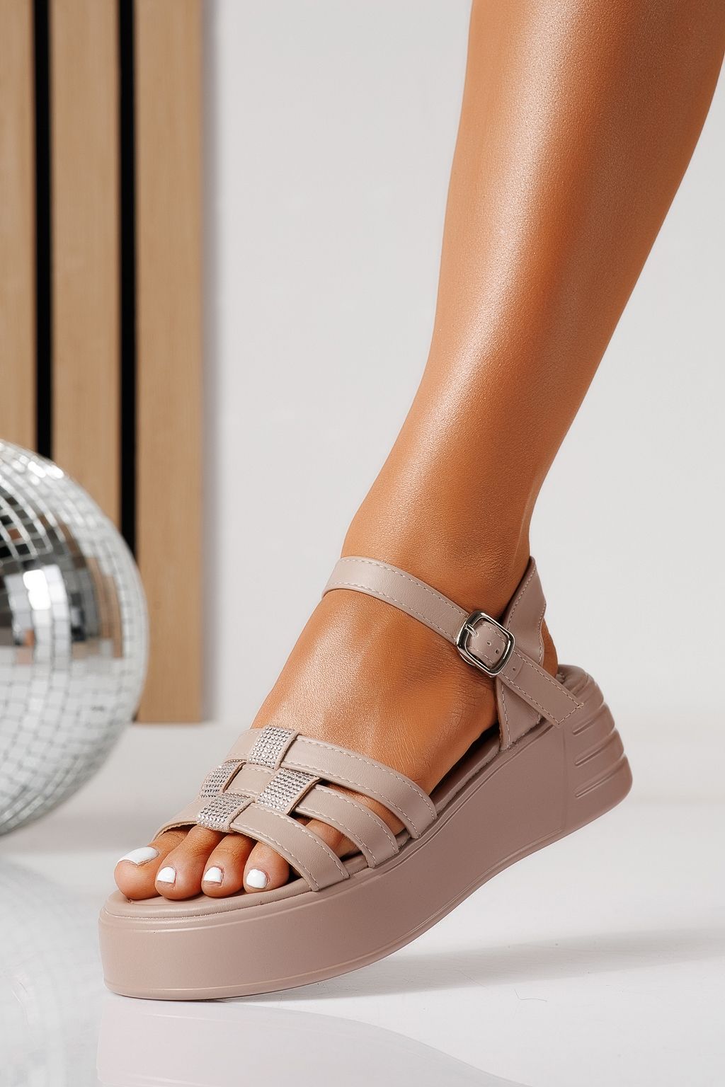 Női platform szandálok rózsaszín öko bőrből készült Aelira #24699
