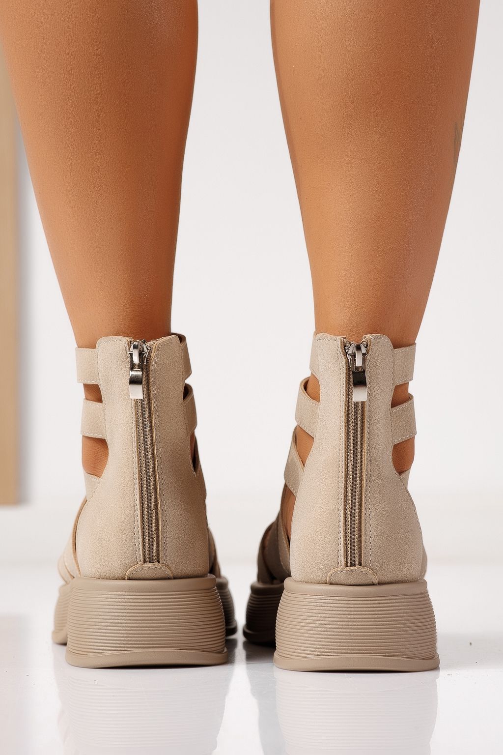 Női platform szandálok bézs öko bőrből készült Irina #24827