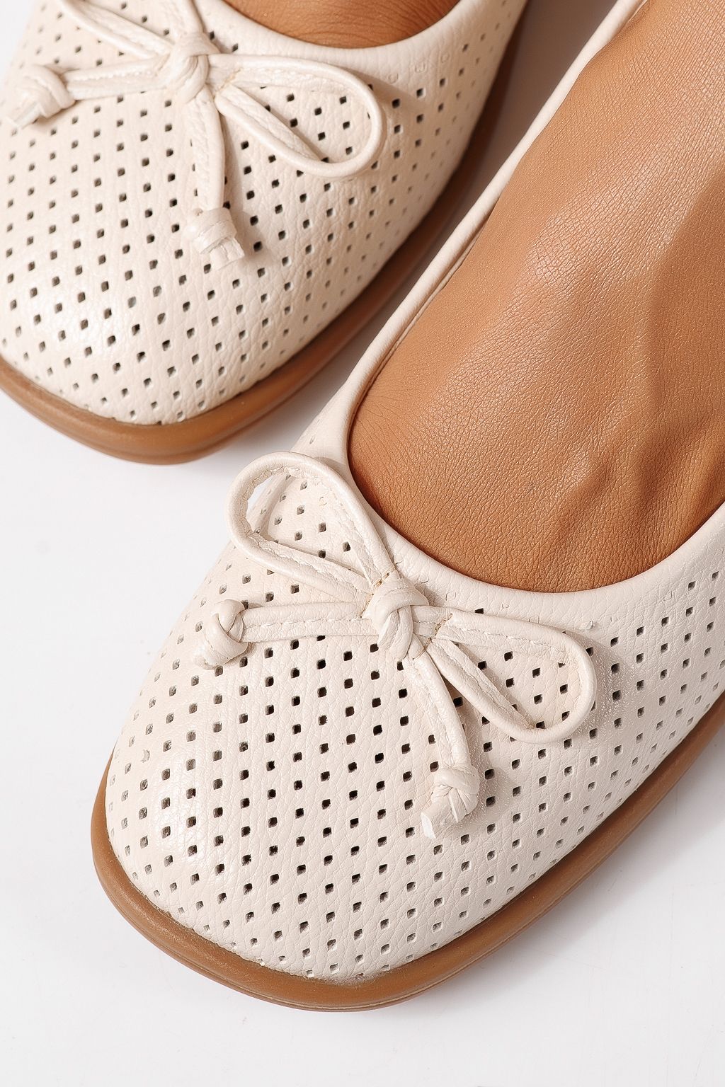 Női balettcipők bézs öko bőrből készült Brielle #24886