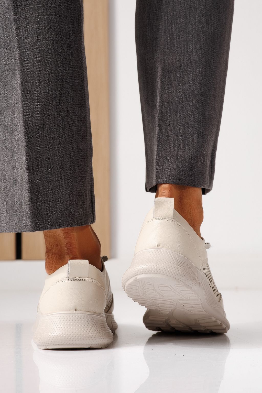 Női alkalmi cipők bézs  öko bőrből készült Catrina #24940