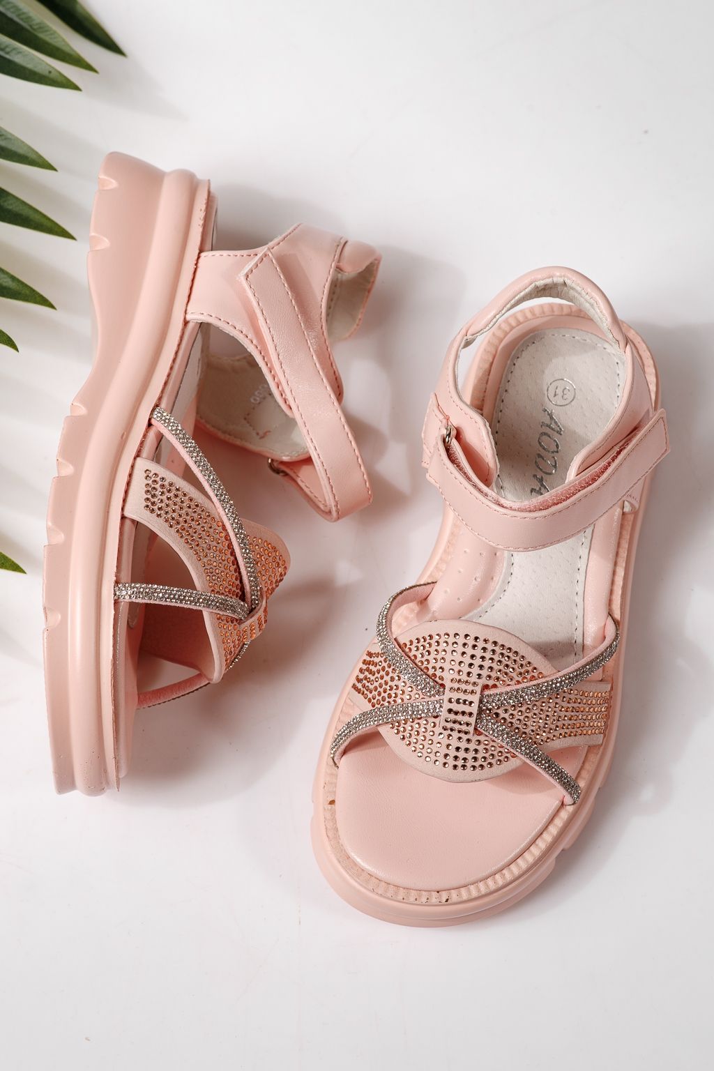 Gyerek szandálok rózsaszín öko bőrből készült Althea  #24954