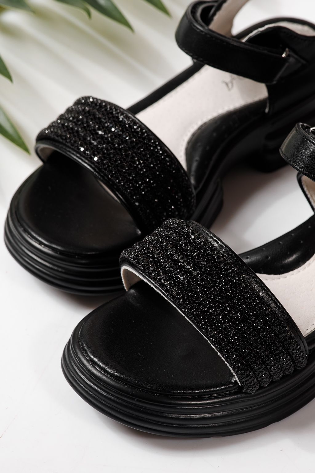 Gyerek szandálok fekete öko bőrből készült Enara #24920