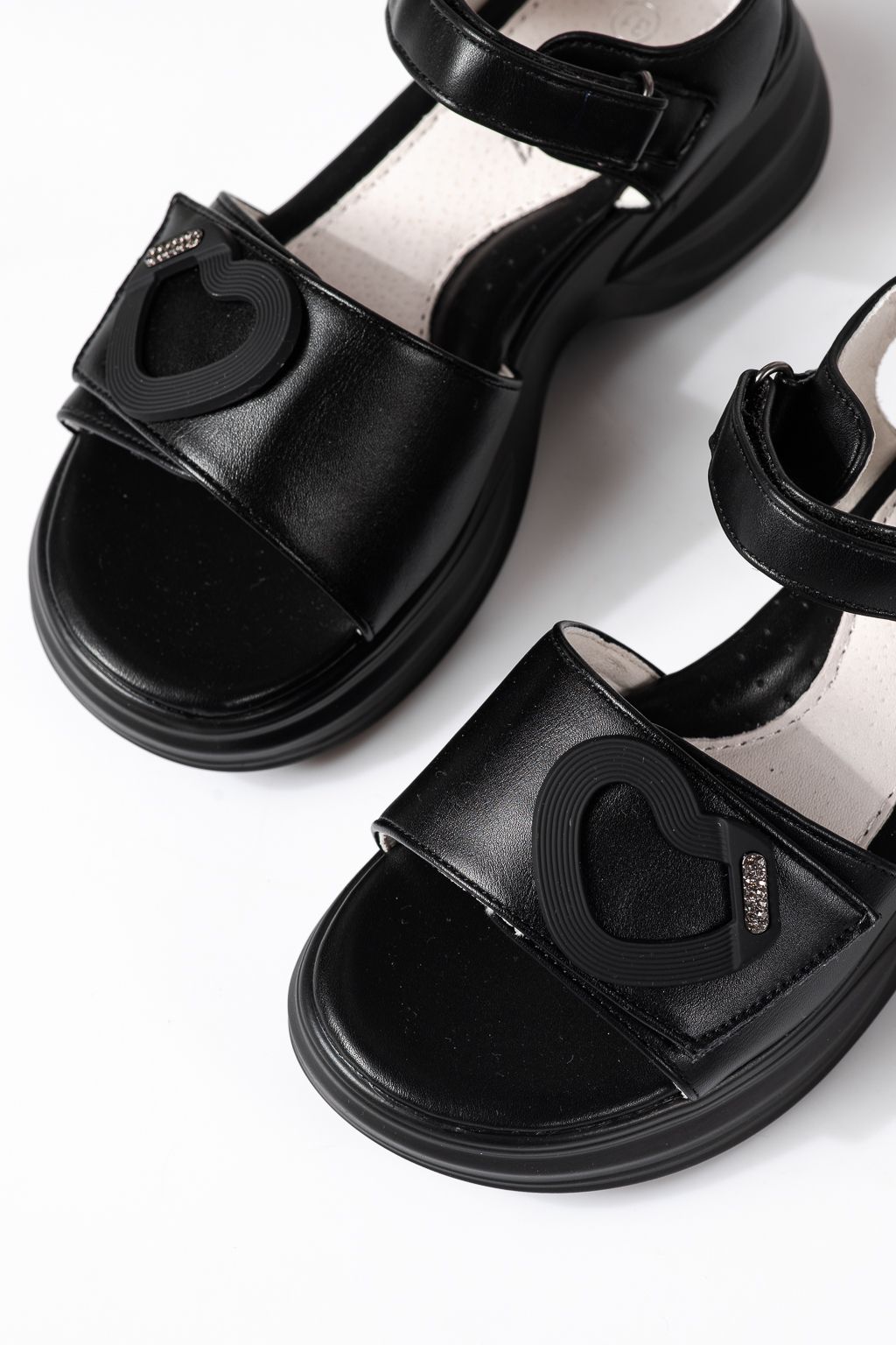 Gyerek szandálok fekete öko bőrből készült Dysis #24911