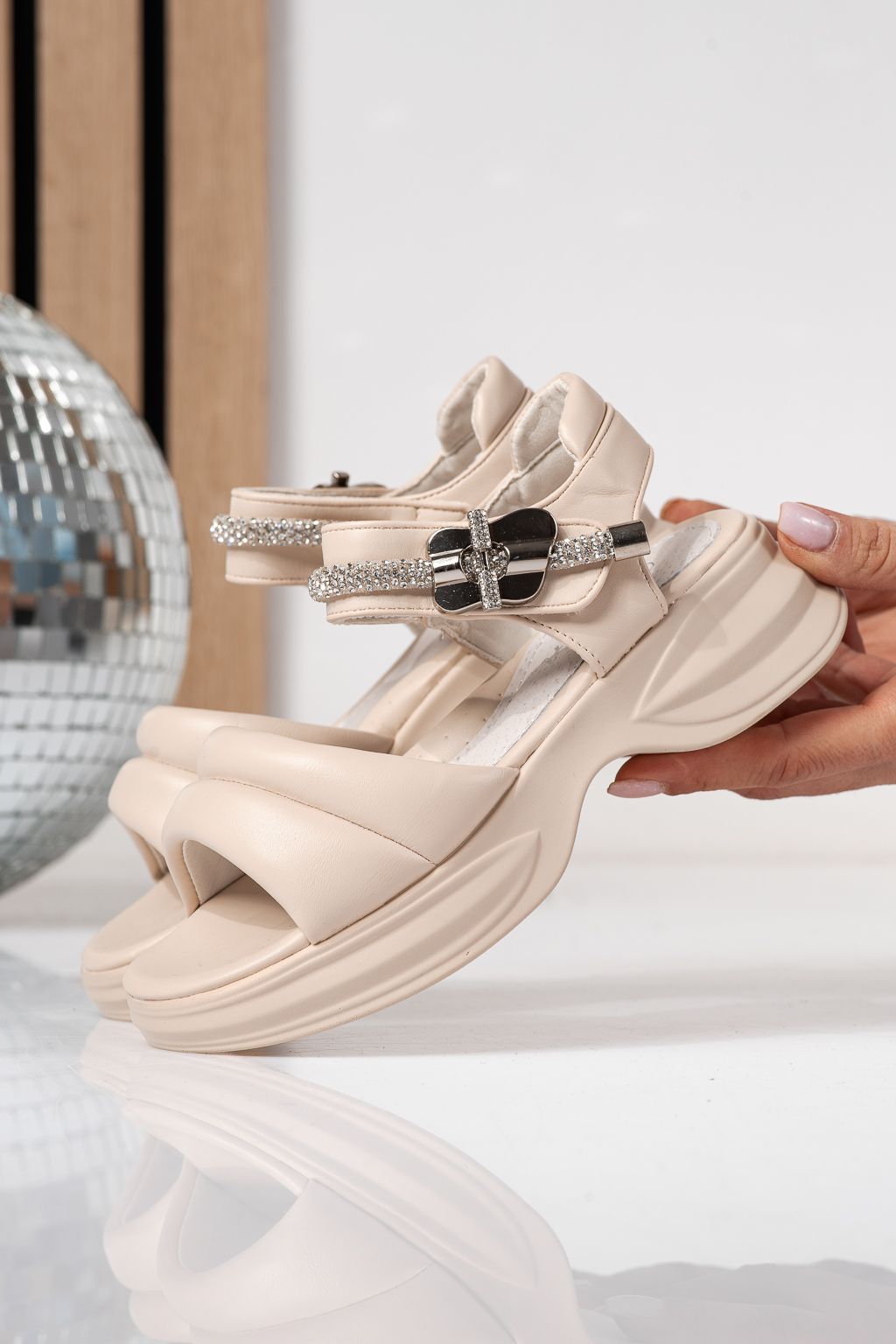 Gyerek szandálok bézs öko bőrből készült Flori #24950