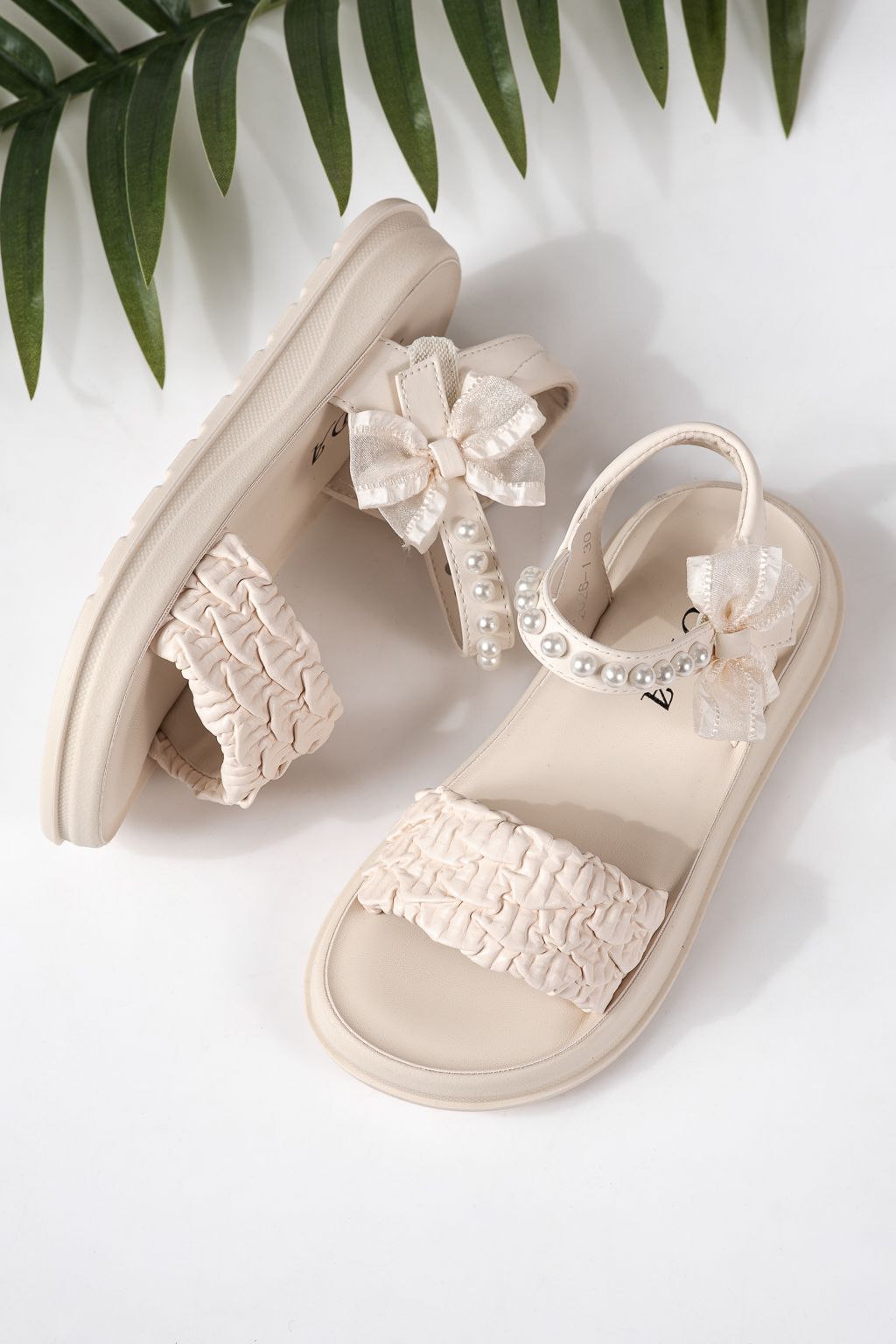 Gyerek szandálok bézs öko bőrből készült Harper #24960