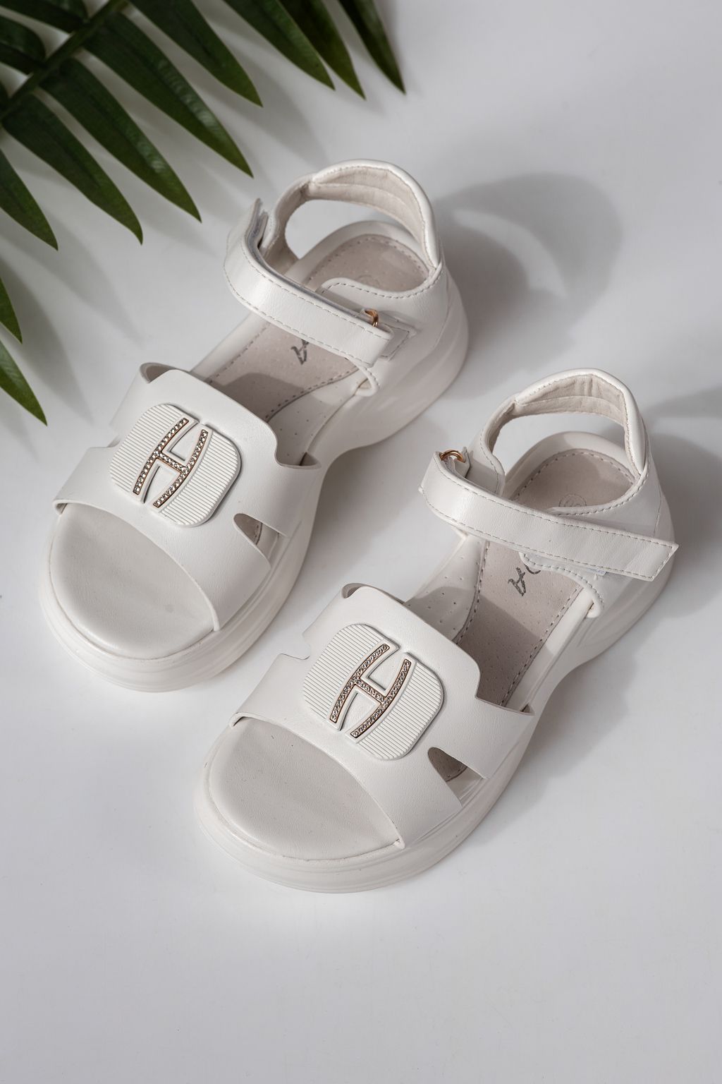 Gyerek szandálok fehéri öko bőrből készült Fianna #24922