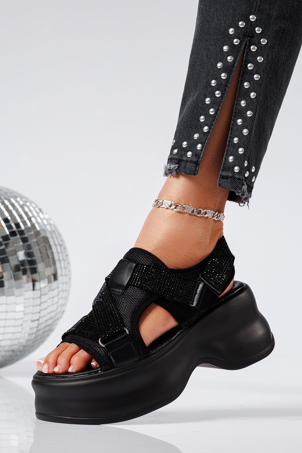 Női fekete textil platformszandál Edena #25225