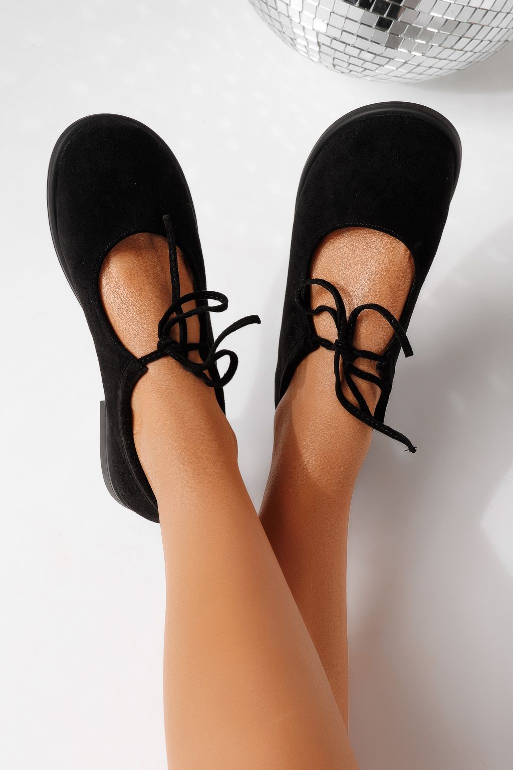 Női alkalmi cipők fekete öko velúrból készült Dalia #25014